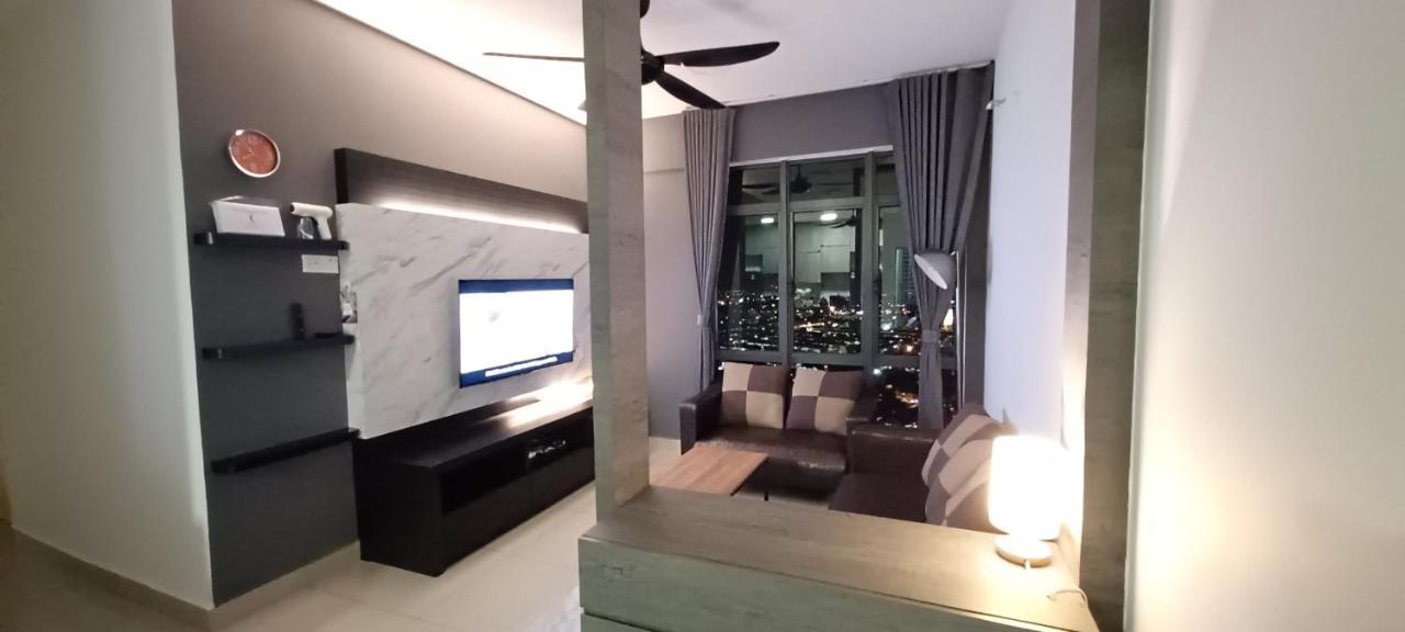 조호르 바루 Modern Lifestyle Arc Austin Hills 아파트 외부 사진